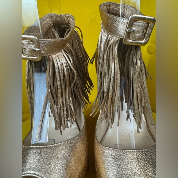 Christian Louboutin Veau Velours Fringe Courtain Pumps In Cafe Creme Size 38 - Picture 11 of 14